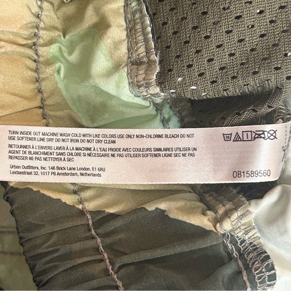 Free People FP Movement Stadium Printed Track Pants Green Camo NWOT SMALL - Picture 16 of 16